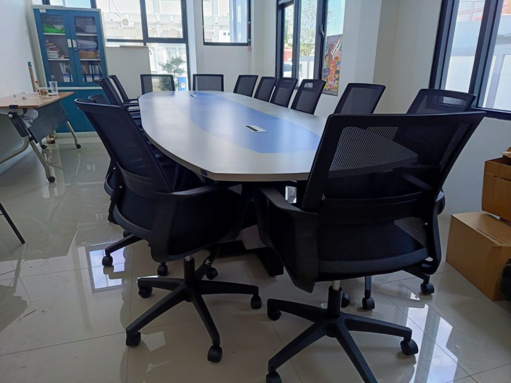 Desain Custom Furniture untuk Kantor BNN Kota Bontang: Fungsional & Representatif 4 WhatsApp Image 2025 11 28 at 13.03.57 1 4 Jasa Desain Interior Kantor | Jual Furniture Kantor