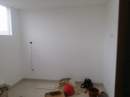 Before Desain Wardrobe HOKA INDONESIA